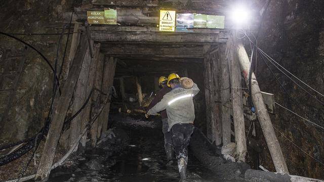 Çalışanların Sınıflandırılmasında Yaka Renkleri