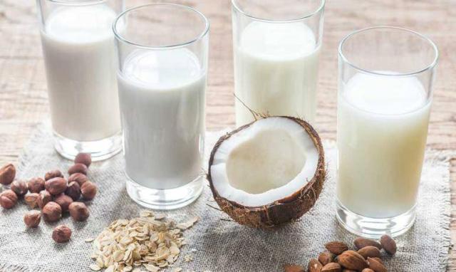 Asit Reflü İçin En İyi ve En Kötü İçecekler