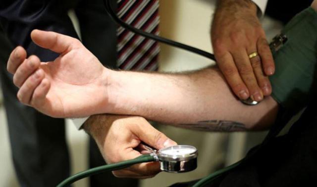 Postprandiyal (Yemek Sonrası)Hipotansiyon Nedir? Önlemek İçin Neler Yapılabilir?