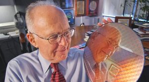Gordon Moore Kimdir?