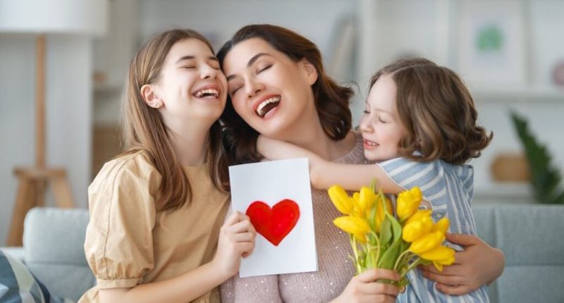 8 Mart 2025 Dünya Kadınlar Günü Alınacak Hediye Önerileri