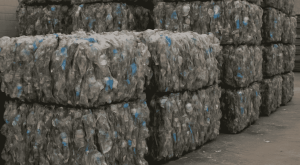 Plastik Hurda Fiyatları 2026: Kg Fiyatı, Şişe, Bidon, Kasa, PVC ve Sert
